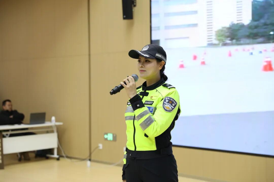 1763110388278989 6..jpg